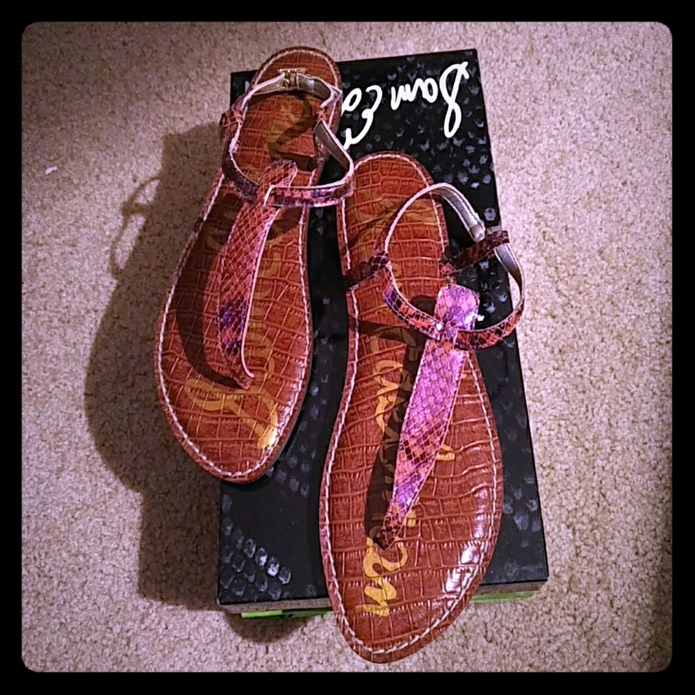 NWT Sam Edelman Iridescent Snakeskin Sandal